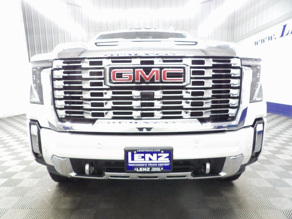 2024 GMC Sierra 2500HD 4x4 Crew Cab Denali Fond du Lac WI