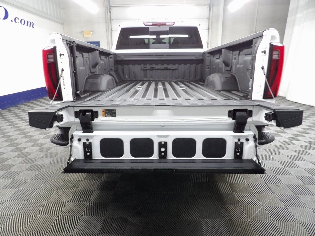 2024 GMC Sierra 2500HD 4x4 Crew Cab Denali Fond du Lac WI