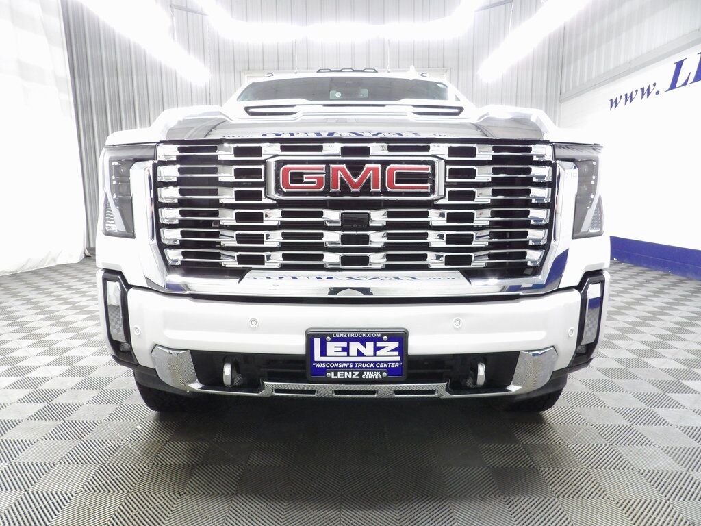 2024 GMC Sierra 2500HD 4x4 Crew Cab Denali Fond du Lac WI
