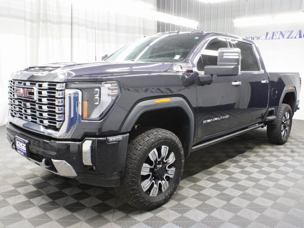 2024 GMC Sierra 2500HD 4x4 Crew Cab Denali Fond du Lac WI