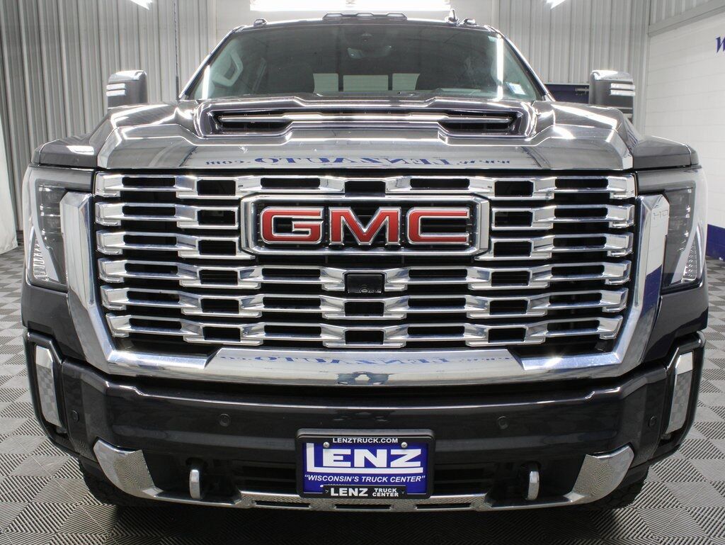 2024 GMC Sierra 2500HD 4x4 Crew Cab Denali Fond du Lac WI