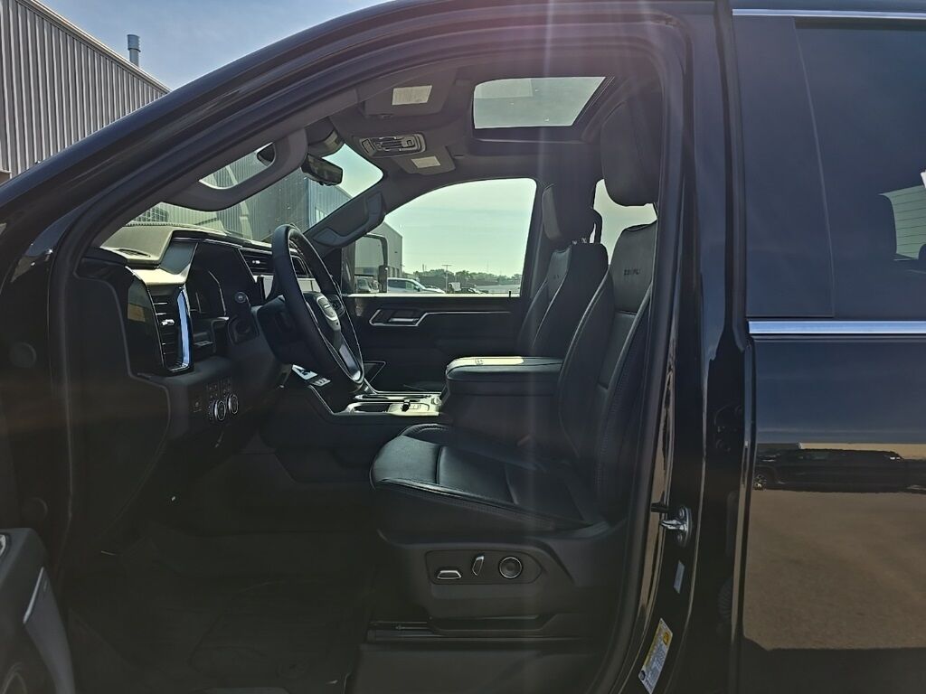 2024 GMC Sierra 2500HD 4x4 Crew Cab Denali Fond du Lac WI