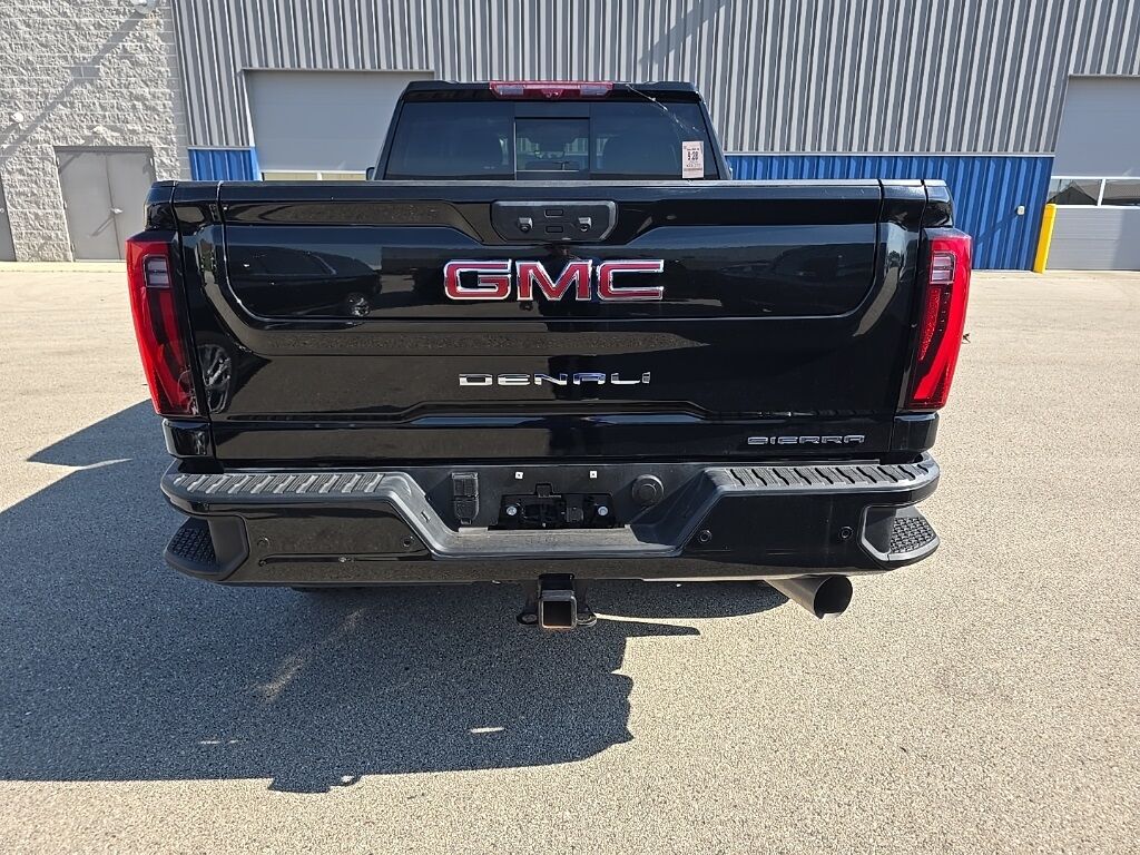 2024 GMC Sierra 2500HD 4x4 Crew Cab Denali Fond du Lac WI