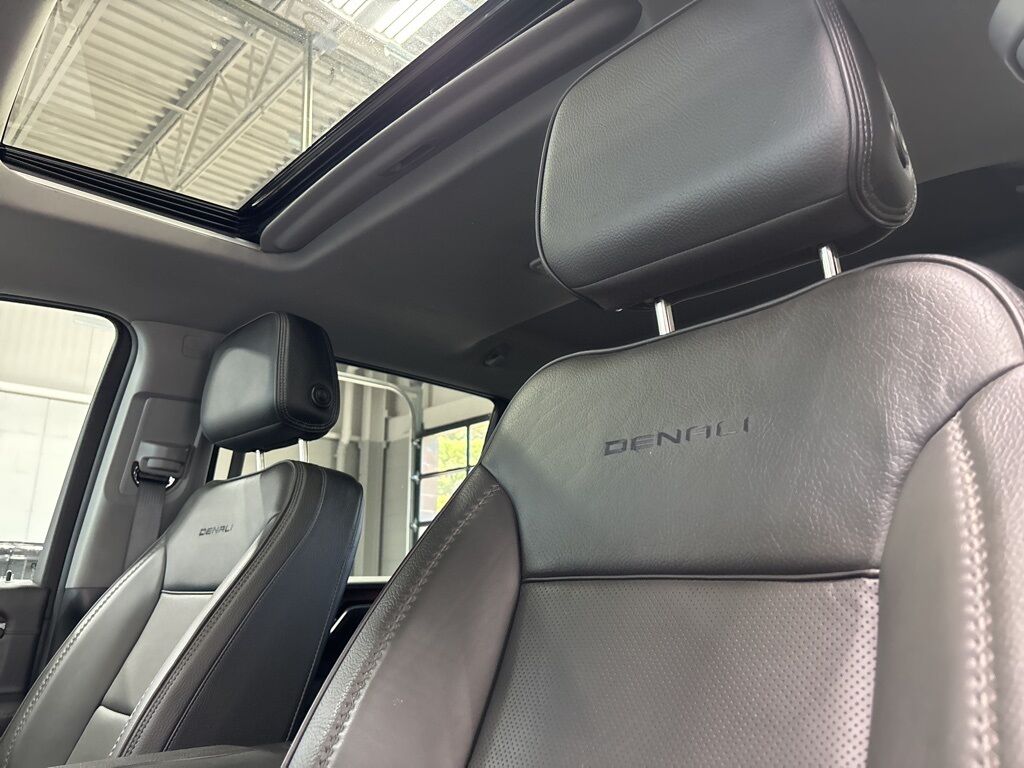 2024 GMC Sierra 2500HD 4x4 Crew Cab Denali Fond du Lac WI