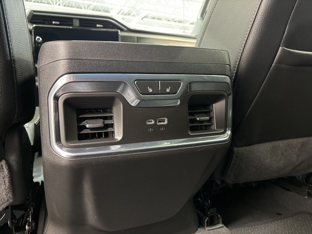 2024 GMC Sierra 2500HD 4x4 Crew Cab Denali Fond du Lac WI