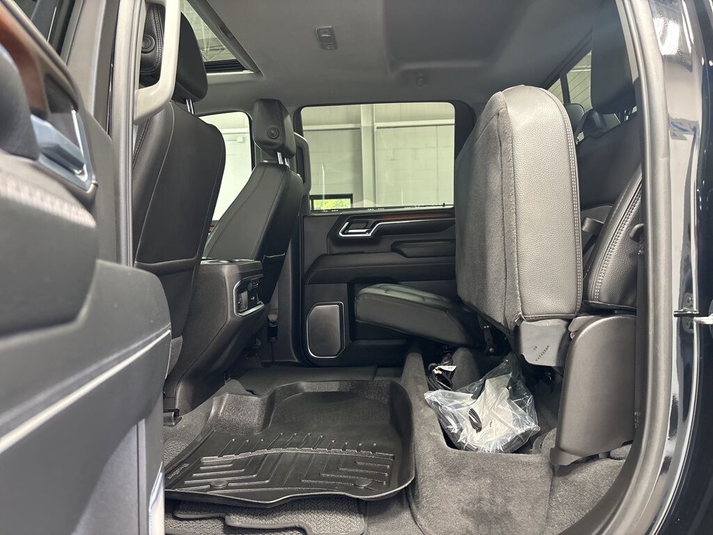 2024 GMC Sierra 2500HD 4x4 Crew Cab Denali Fond du Lac WI