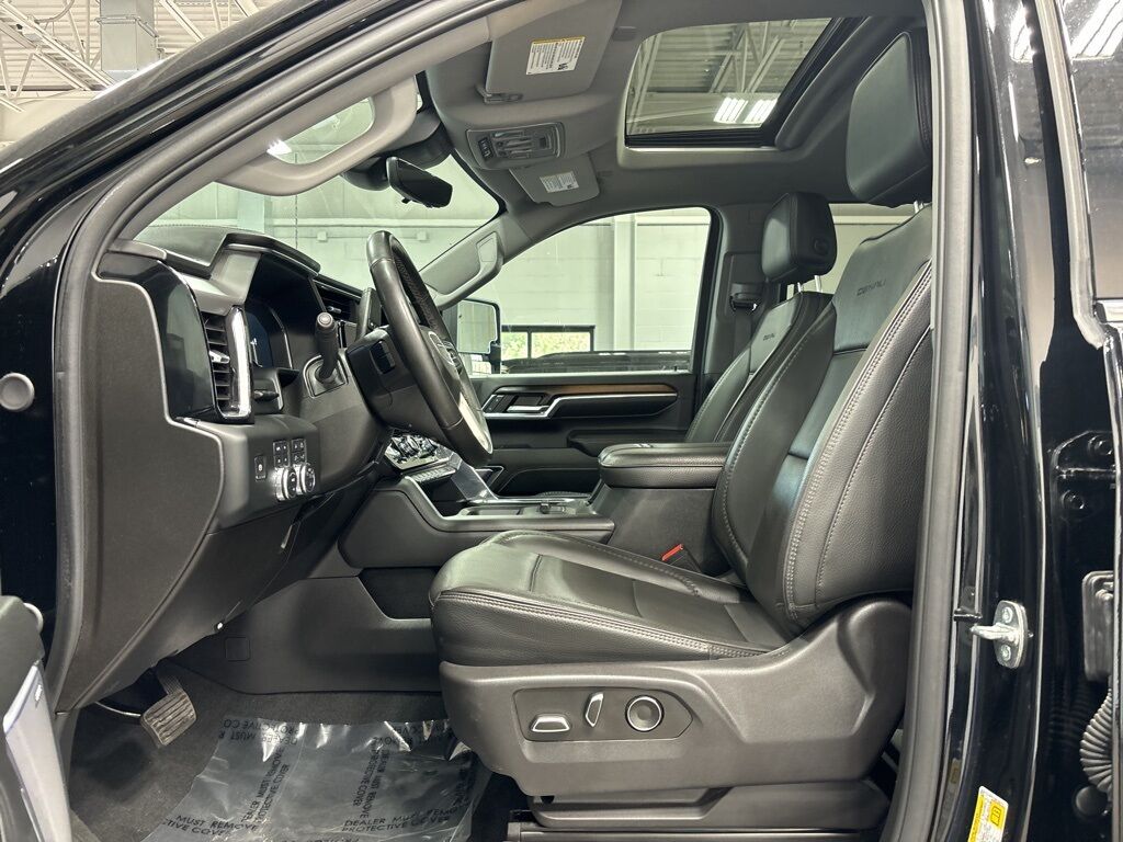 2024 GMC Sierra 2500HD 4x4 Crew Cab Denali Fond du Lac WI