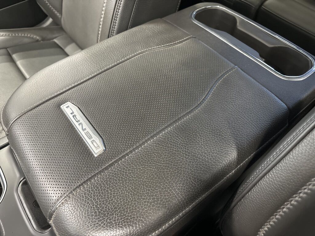2024 GMC Sierra 2500HD 4x4 Crew Cab Denali Fond du Lac WI