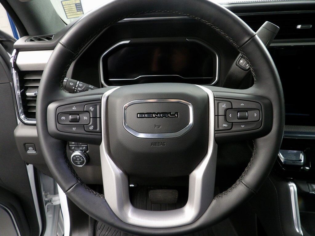 2024 GMC Sierra 2500HD 4x4 Crew Cab Denali Fond du Lac WI