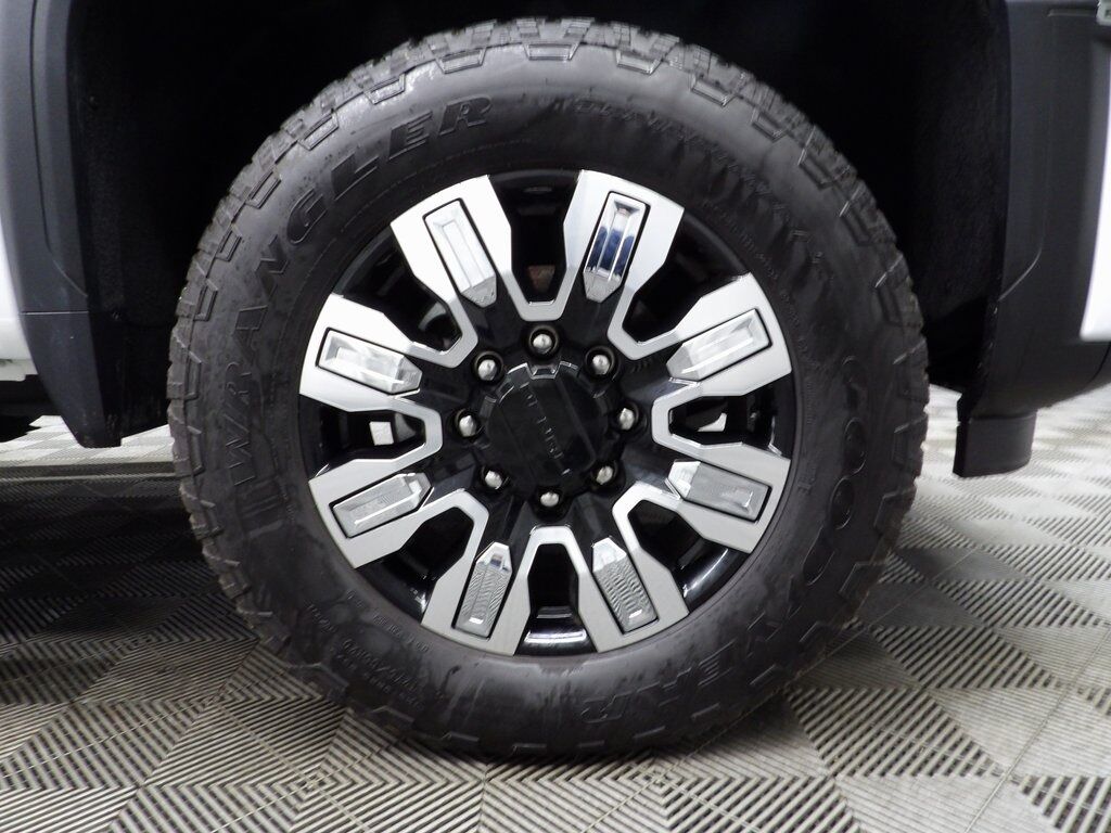 2024 GMC Sierra 2500HD 4x4 Crew Cab Denali Fond du Lac WI