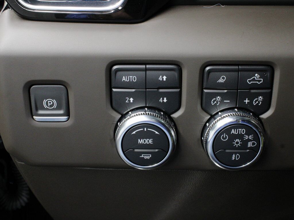 2024 GMC Sierra 2500HD 4x4 Crew Cab Denali Fond du Lac WI