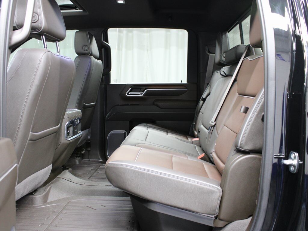 2024 GMC Sierra 2500HD 4x4 Crew Cab Denali Fond du Lac WI