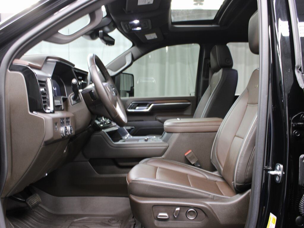 2024 GMC Sierra 2500HD 4x4 Crew Cab Denali Fond du Lac WI