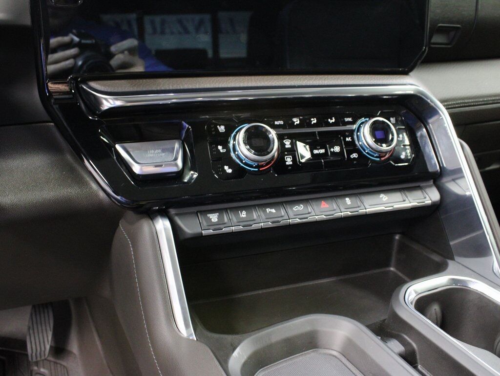 2024 GMC Sierra 2500HD 4x4 Crew Cab Denali Fond du Lac WI