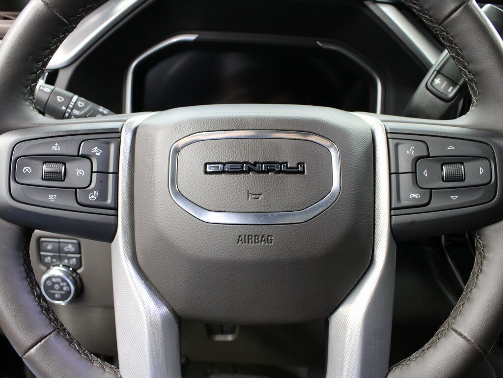 2024 GMC Sierra 2500HD 4x4 Crew Cab Denali Fond du Lac WI