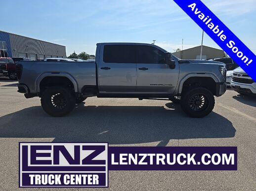 2024_GMC_Sierra 2500HD_4x4 Crew Cab Denali Ultimate_ Fond du Lac WI