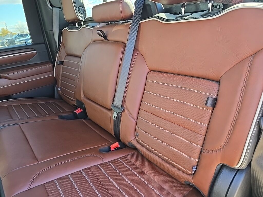 2024 GMC Sierra 2500HD 4x4 Crew Cab Denali Ultimate Fond du Lac WI