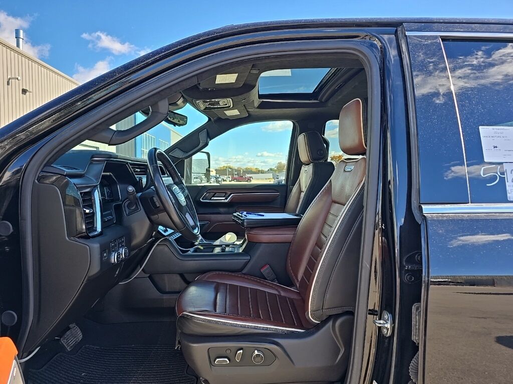 2024 GMC Sierra 2500HD 4x4 Crew Cab Denali Ultimate Fond du Lac WI