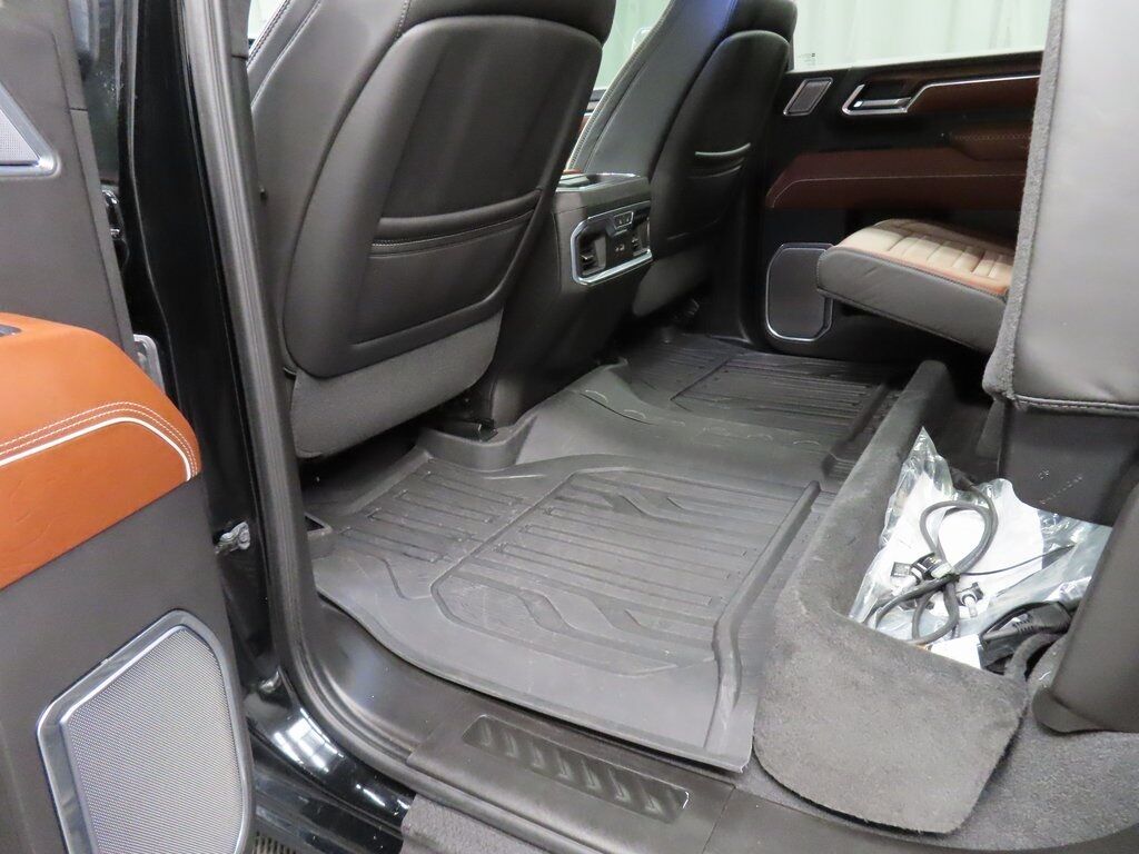 2024 GMC Sierra 2500HD 4x4 Crew Cab Denali Ultimate Fond du Lac WI