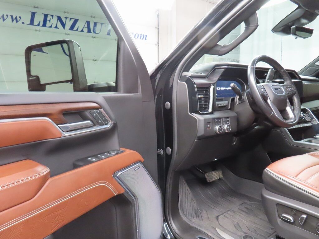 2024 GMC Sierra 2500HD 4x4 Crew Cab Denali Ultimate Fond du Lac WI