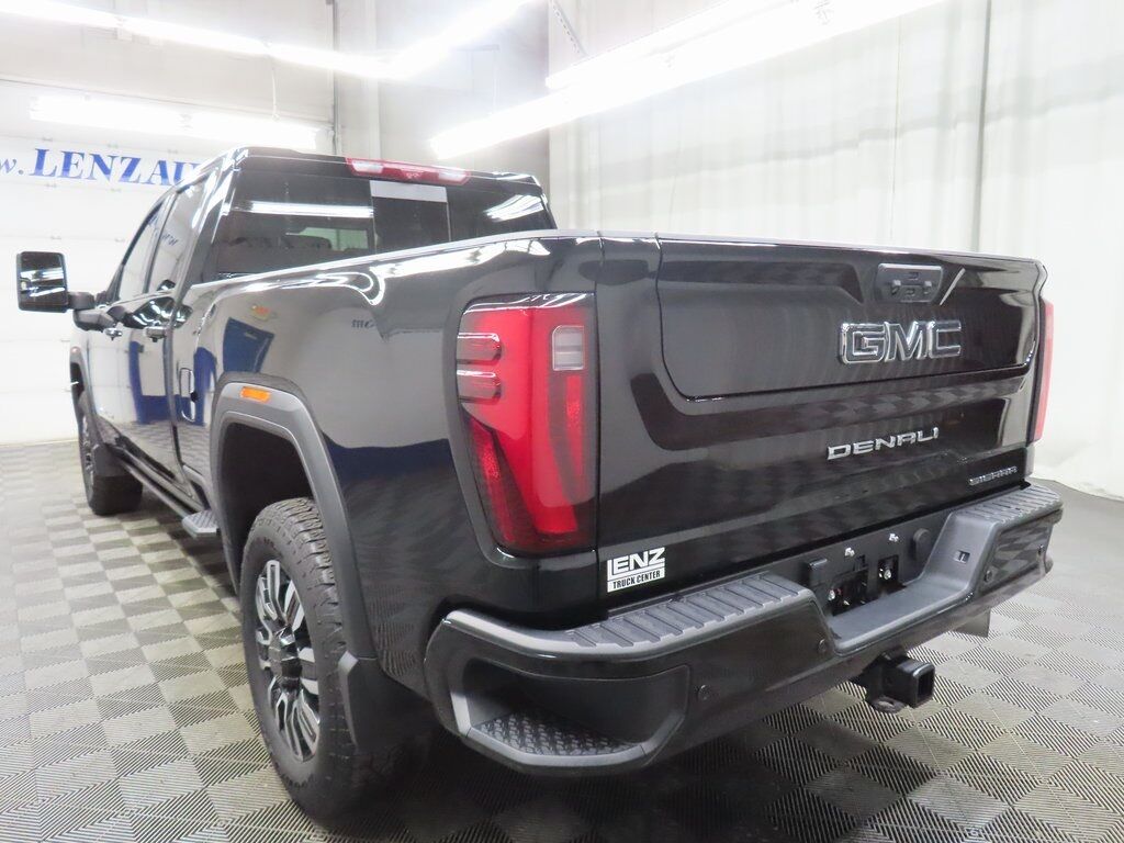 2024 GMC Sierra 2500HD 4x4 Crew Cab Denali Ultimate Fond du Lac WI