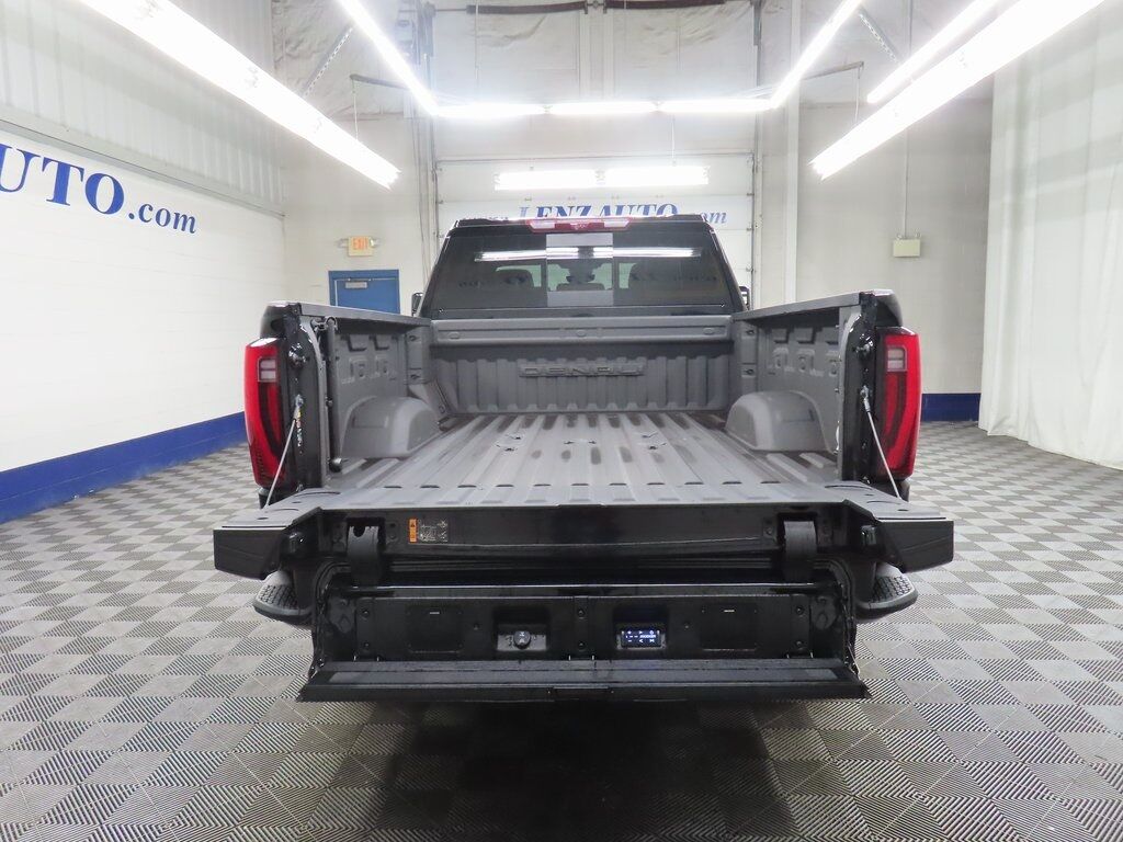 2024 GMC Sierra 2500HD 4x4 Crew Cab Denali Ultimate Fond du Lac WI