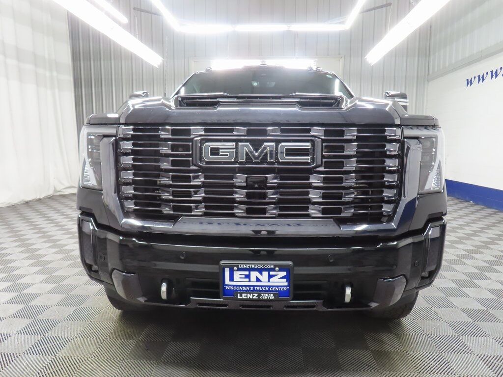 2024 GMC Sierra 2500HD 4x4 Crew Cab Denali Ultimate Fond du Lac WI