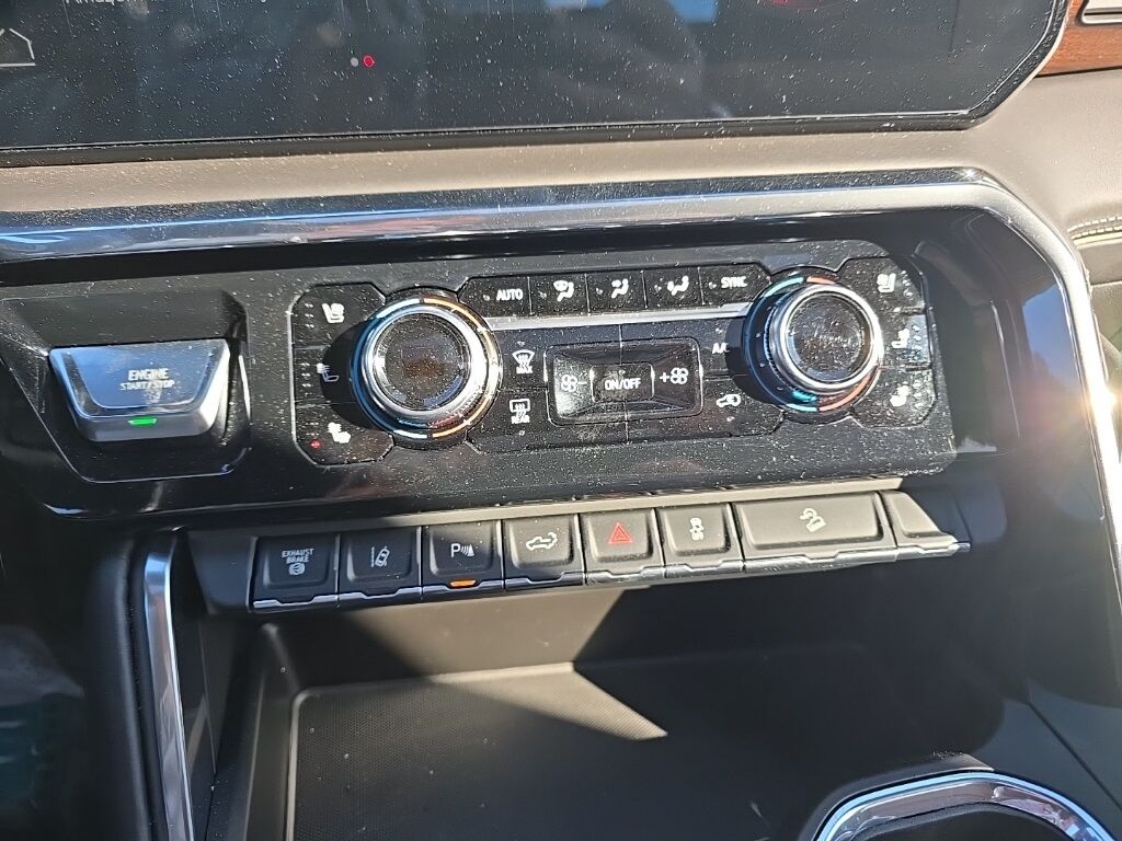 2024 GMC Sierra 2500HD 4x4 Crew Cab Denali Ultimate Fond du Lac WI