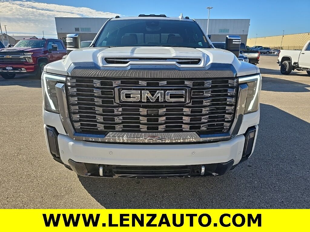 2024 GMC Sierra 2500HD 4x4 Crew Cab Denali Ultimate Fond du Lac WI