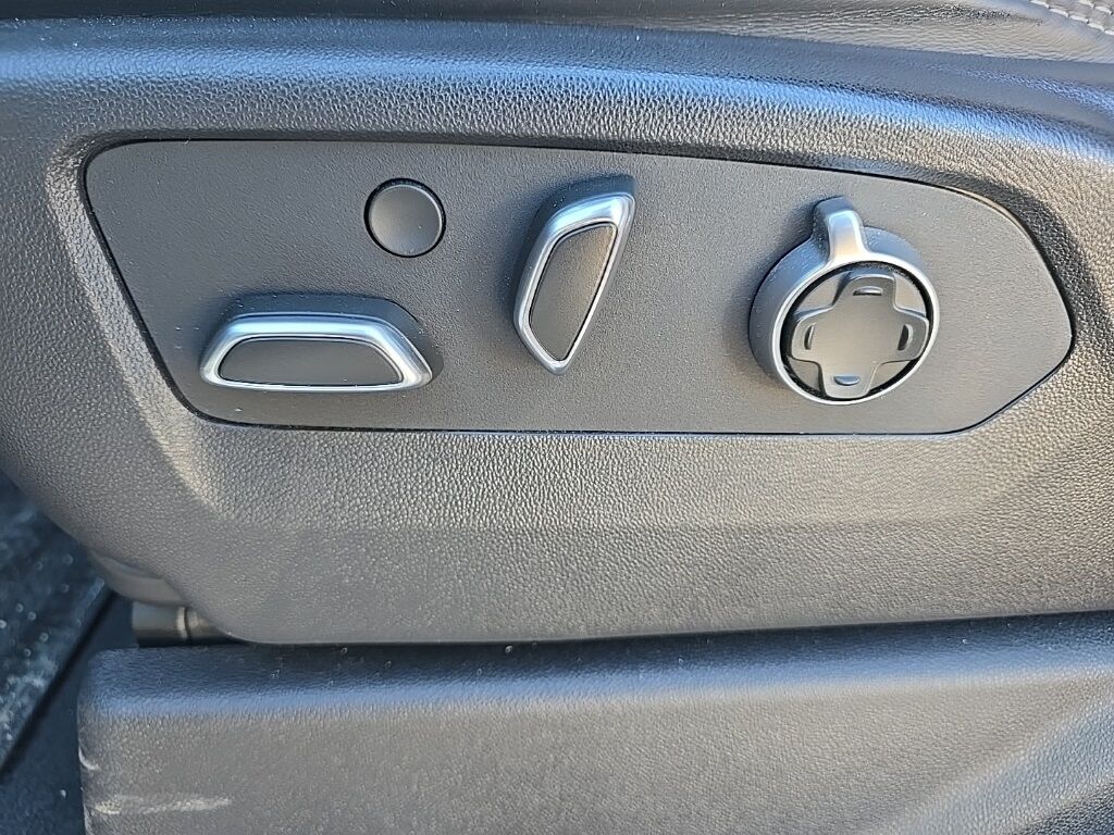 2024 GMC Sierra 2500HD 4x4 Crew Cab Denali Ultimate Fond du Lac WI