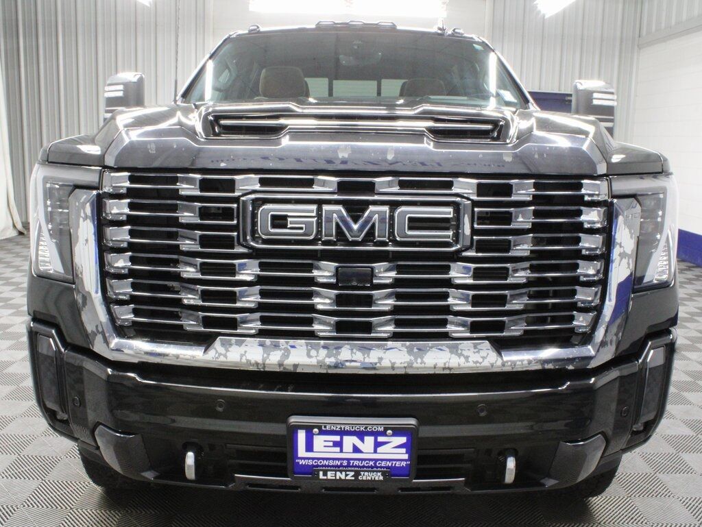 2024 GMC Sierra 2500HD 4x4 Crew Cab Denali Ultimate Fond du Lac WI