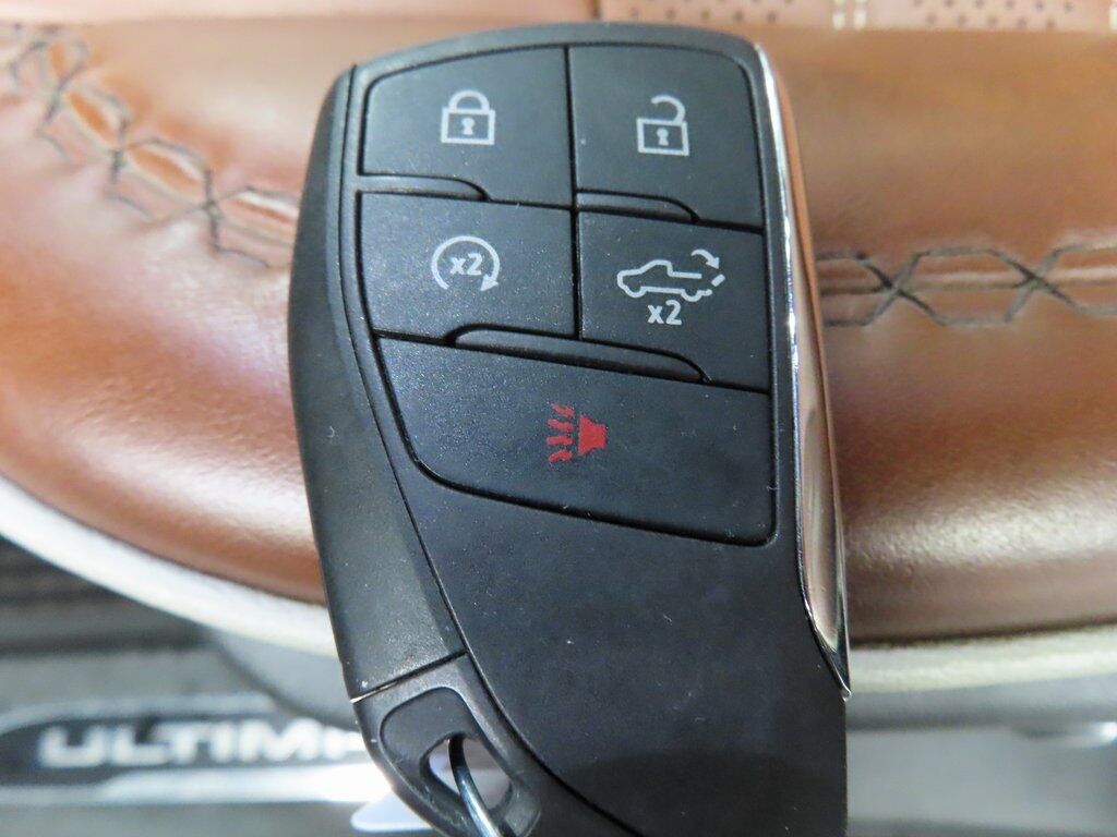 2024 GMC Sierra 2500HD 4x4 Crew Cab Denali Ultimate Fond du Lac WI