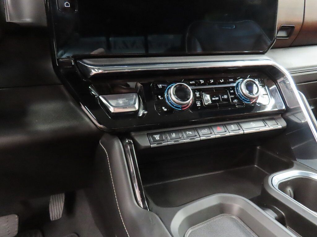 2024 GMC Sierra 2500HD 4x4 Crew Cab Denali Ultimate Fond du Lac WI