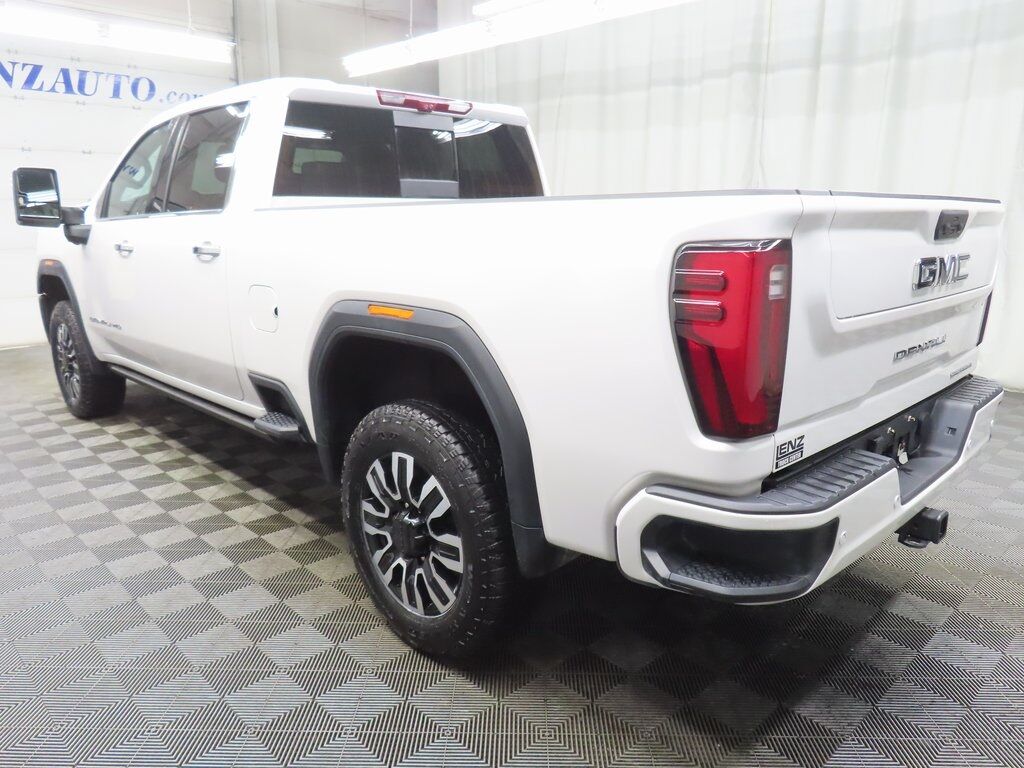 2024 GMC Sierra 2500HD 4x4 Crew Cab Denali Ultimate Fond du Lac WI