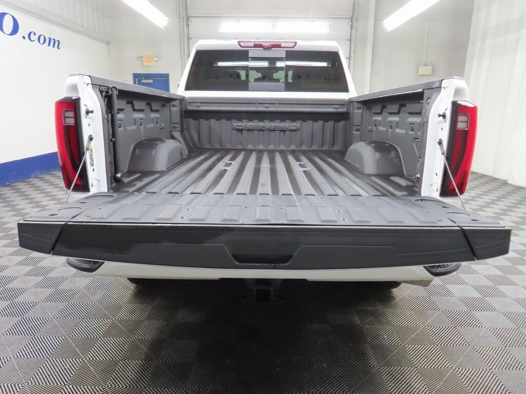2024 GMC Sierra 2500HD 4x4 Crew Cab Denali Ultimate Fond du Lac WI
