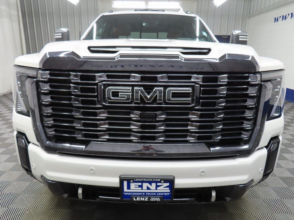 2024 GMC Sierra 2500HD 4x4 Crew Cab Denali Ultimate Fond du Lac WI