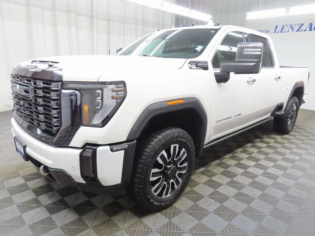2024 GMC Sierra 2500HD 4x4 Crew Cab Denali Ultimate Fond du Lac WI