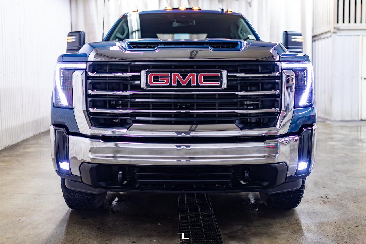 2024 GMC Sierra 2500HD 4x4 Crew Cab SLE X31 Diesel PSeat BCam Red Deer AB
