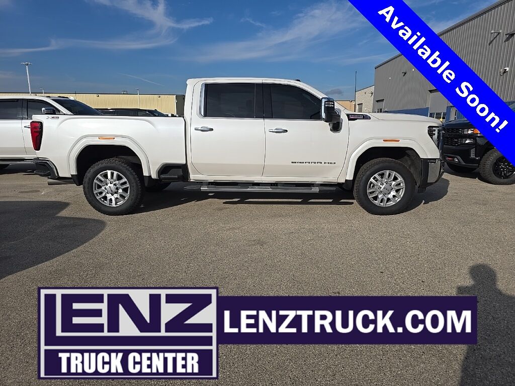 2024 GMC Sierra 2500HD 4x4 Crew Cab SLT Fond du Lac WI