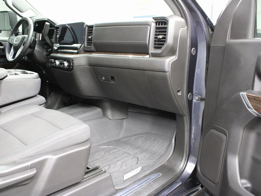 2024 GMC Sierra 2500HD 4x4 Regular Cab SLE Fond du Lac WI