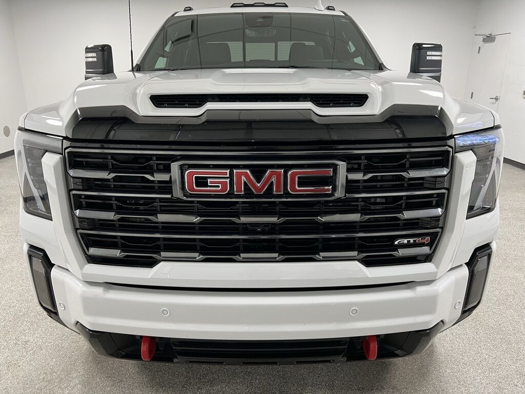 2024 Gmc Sierra HD AT4 photo 4