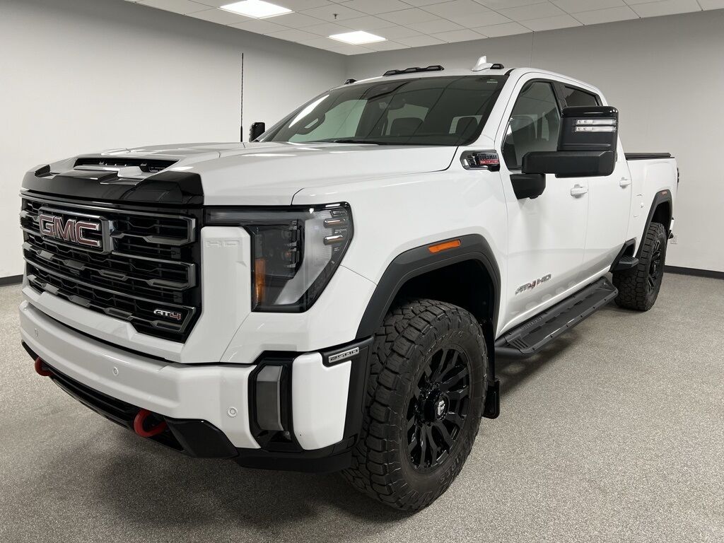 2024 Gmc Sierra HD AT4 photo 2