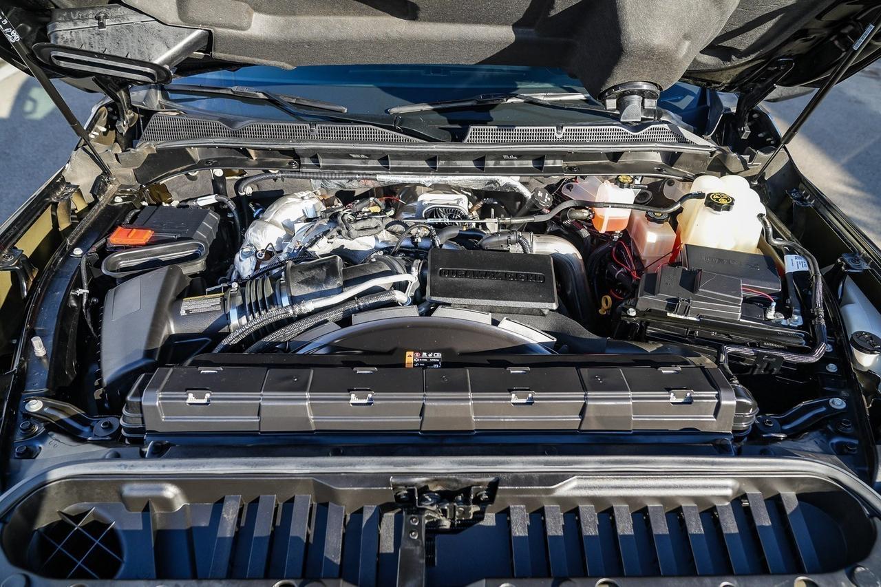 2024 GMC Sierra 2500HD AT4 Newport Beach CA