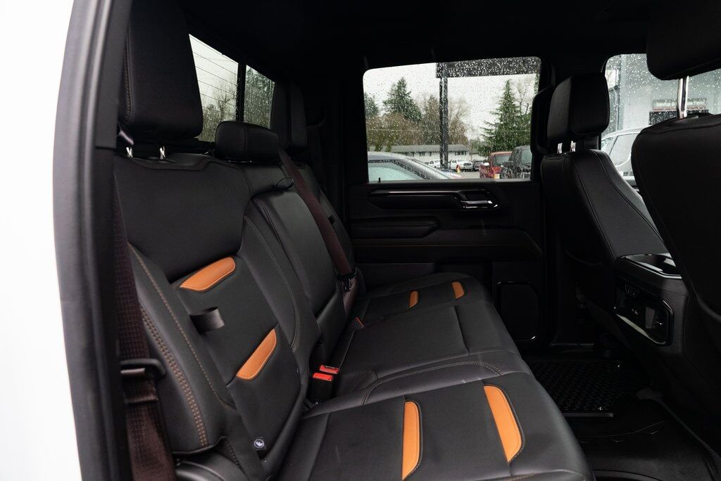 2024 GMC Sierra 2500HD AT4 Milwaukie OR