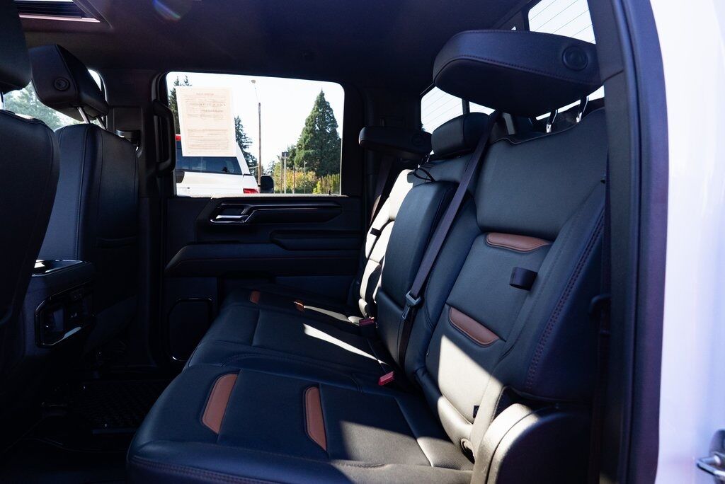 2024 GMC Sierra 2500HD AT4 Milwaukie OR