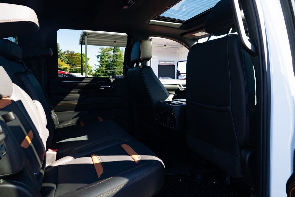 2024 GMC Sierra 2500HD AT4 Milwaukie OR