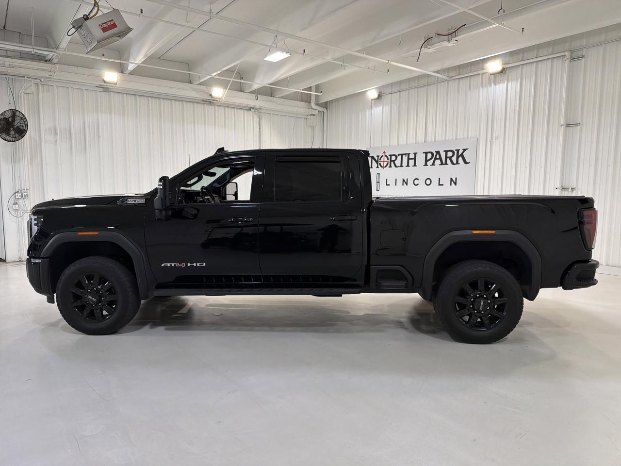 2024 GMC Sierra 2500HD AT4 San Antonio TX