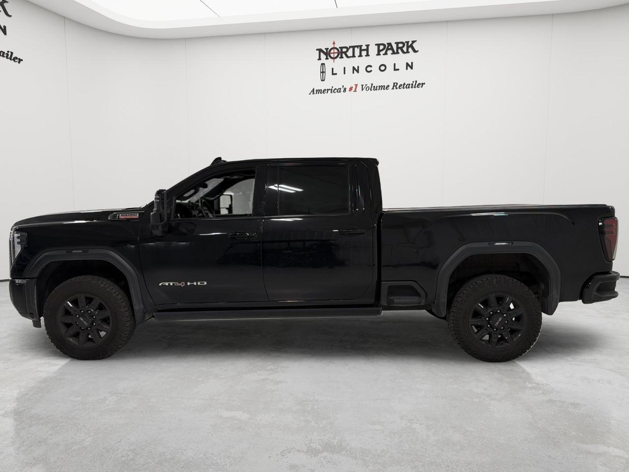 2024 GMC Sierra 2500HD AT4