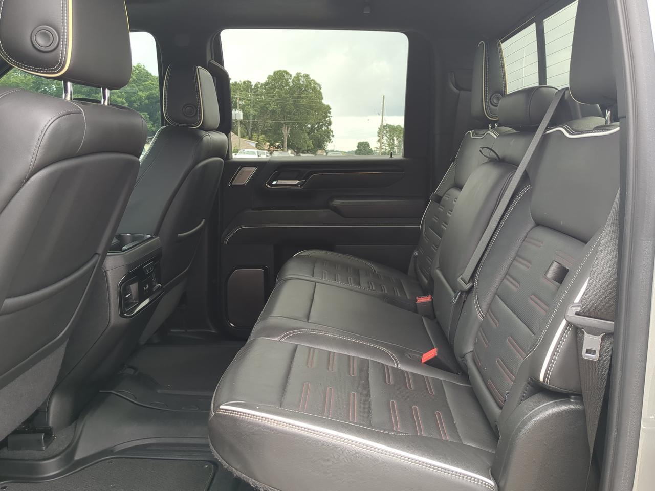2024 GMC Sierra 2500HD AT4X Appleton WI