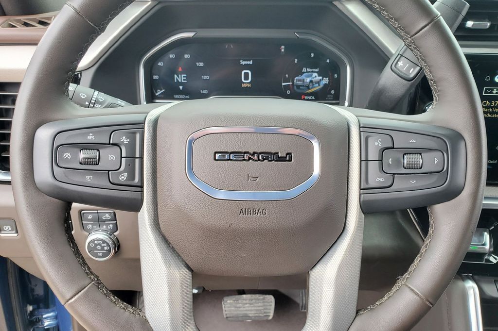 2024 GMC Sierra 2500HD Denali